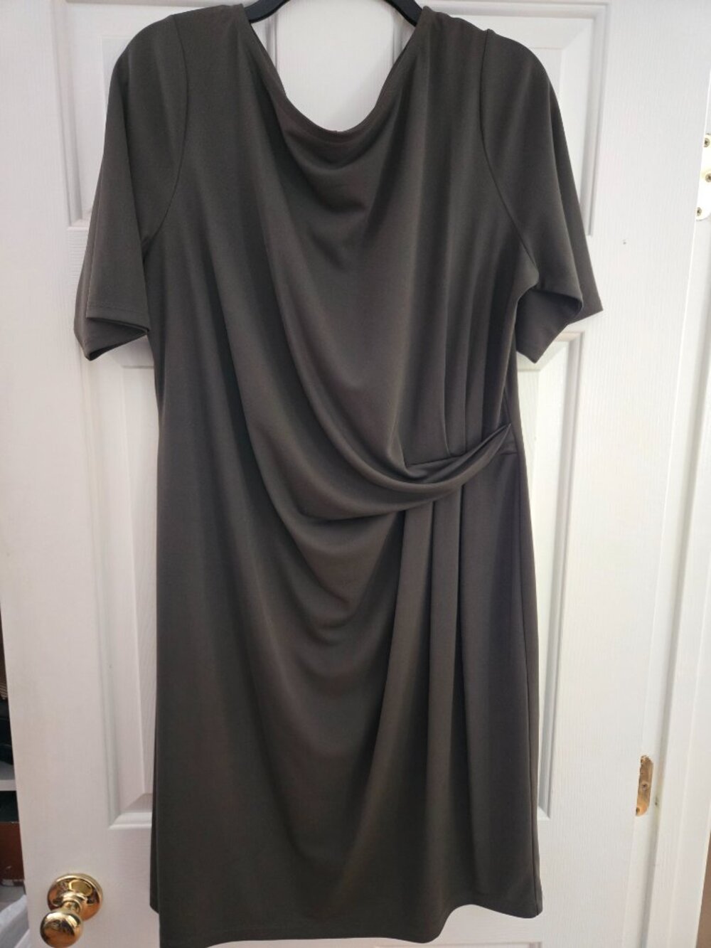 Beautiful Jones New York Dress, Size XL, Rich deep gray/olive color